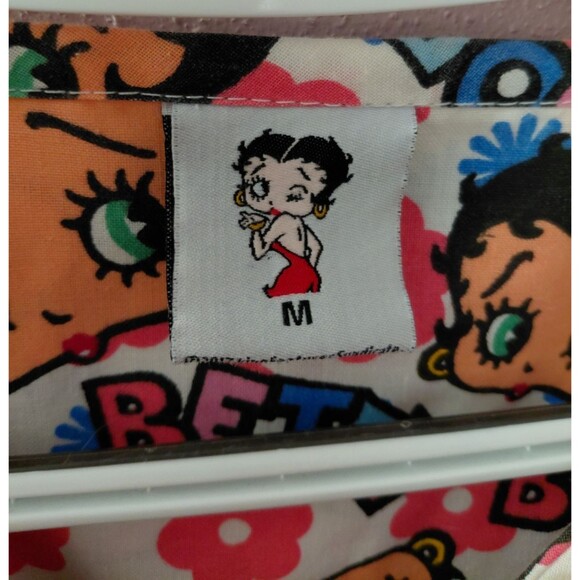 Betty Boop All Over Print Scrub Top Floral Tie Back Size Medium - Picture 5 of 10
